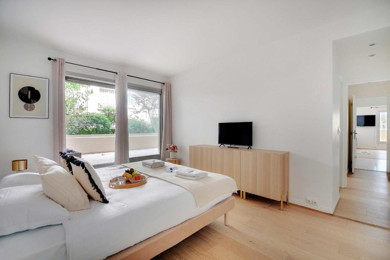 Elegant Apartment - 2Br-6P - Tour Eiffel Parijs Buitenkant foto
