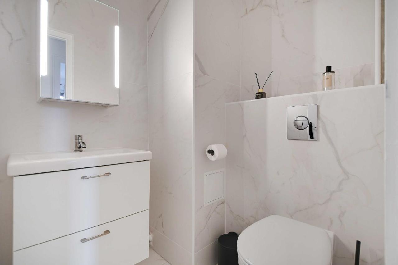 Elegant Apartment - 2Br-6P - Tour Eiffel Parijs Buitenkant foto