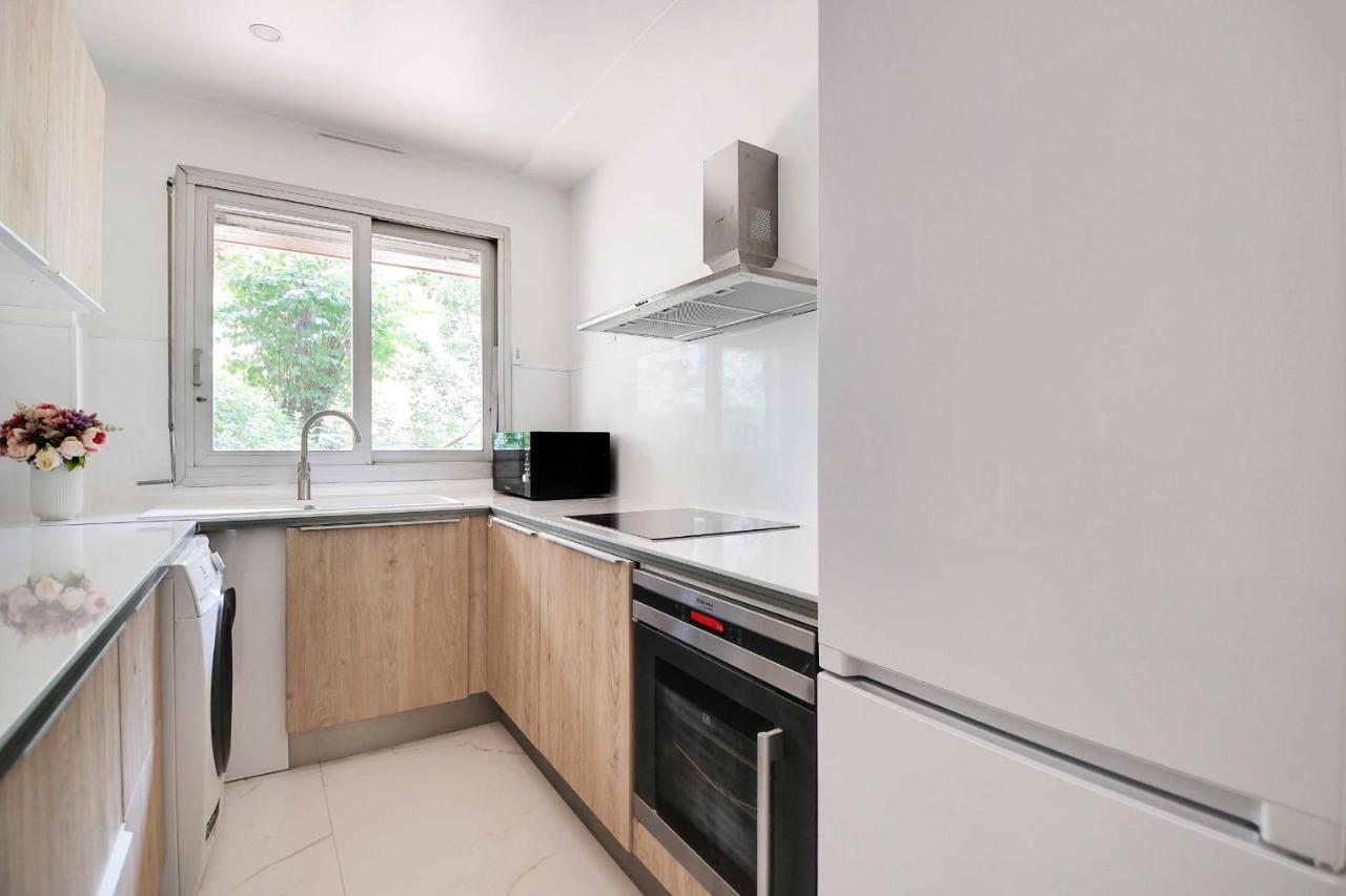 Elegant Apartment - 2Br-6P - Tour Eiffel Parijs Buitenkant foto